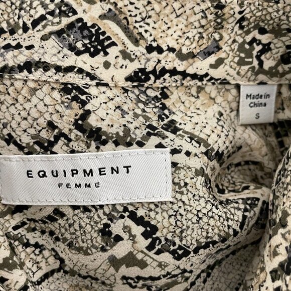 Equipment Women's Tan & Black Snakeskin Print Silk Shirt Button Front size S - Picture 7 of 9